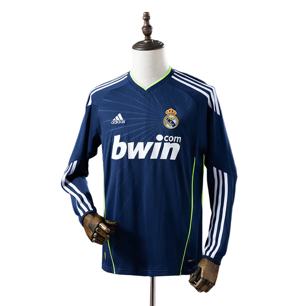Real Madrid 2010/11 Away Long-Sleeve Kit