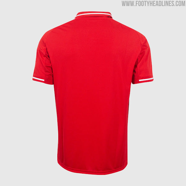 Nottingham Forest 24/25 Home Kit
