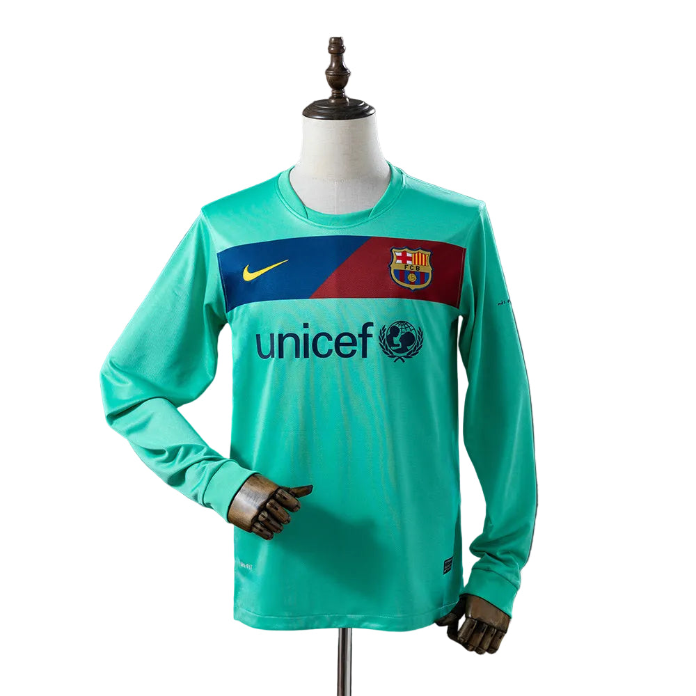 FC Barcelona 2010/11 Away Long-Sleeve Kit