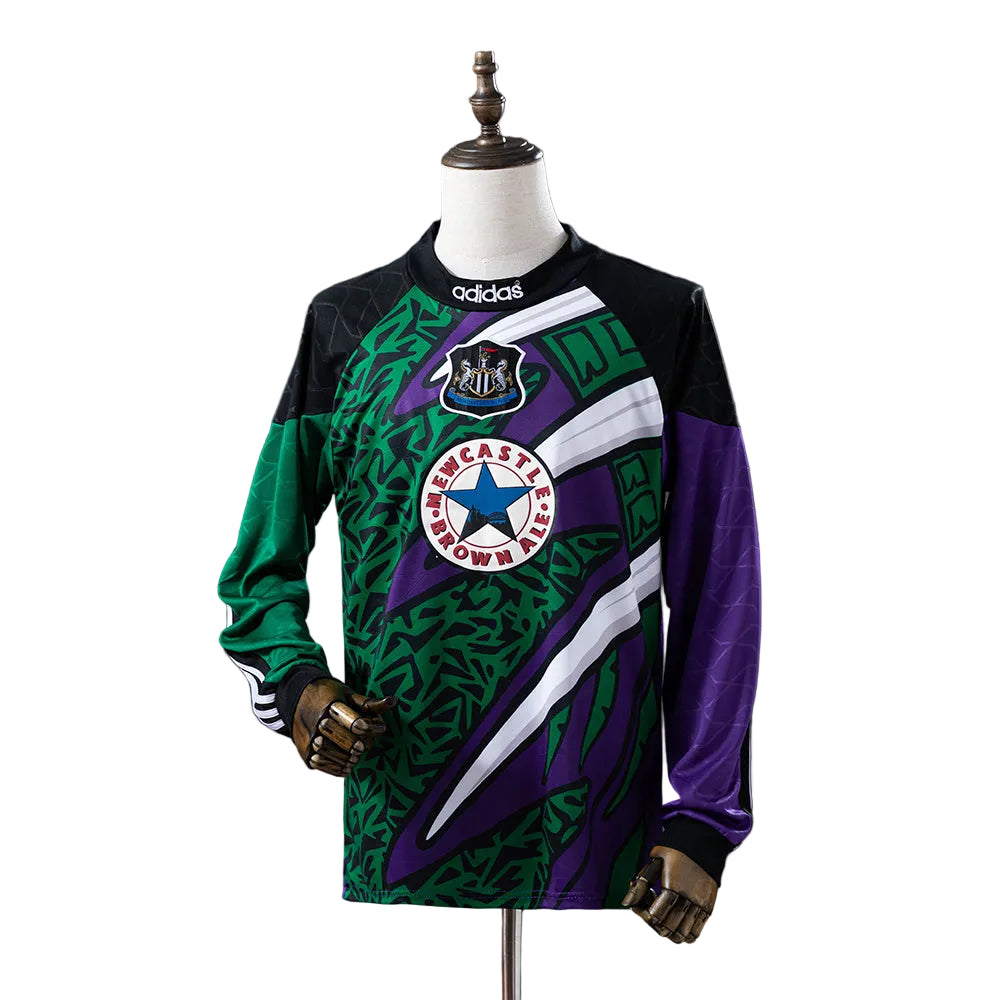 Newcastle United 1995/96 Away Goalkeeper Long-Sleeve Kit